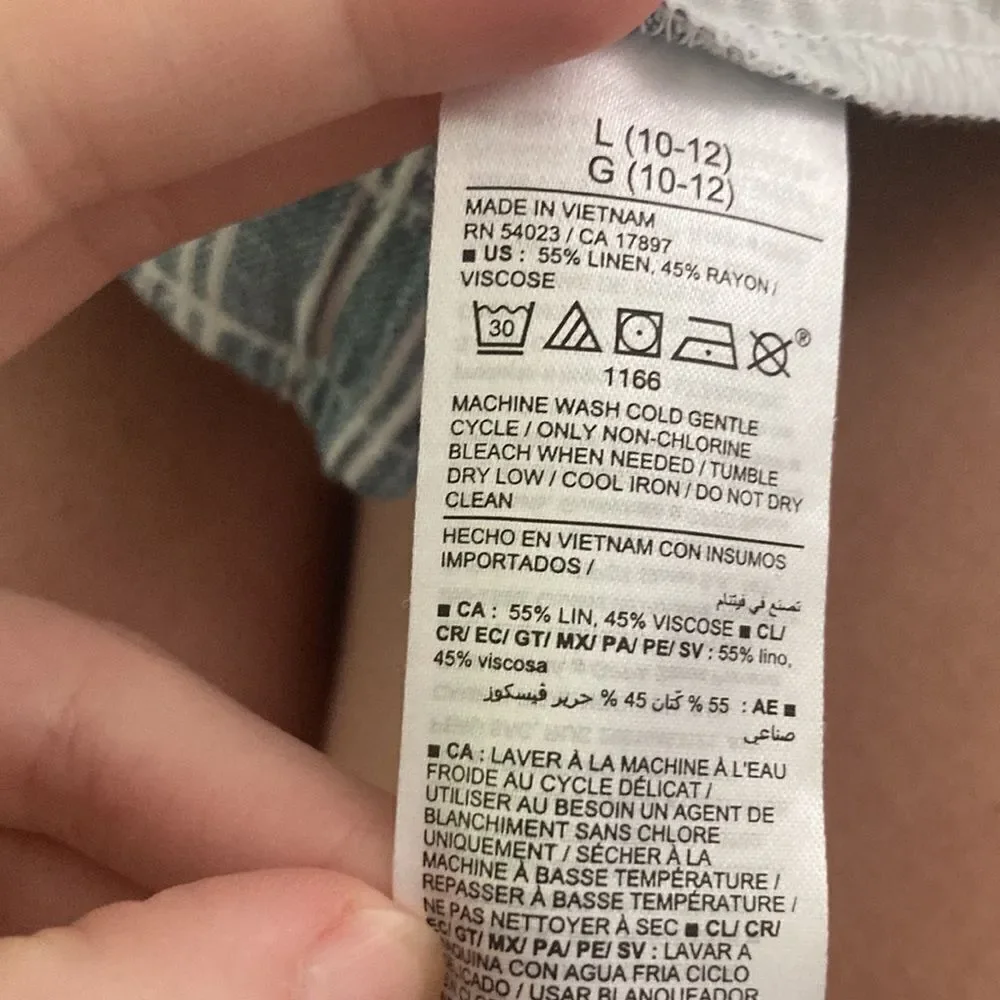 Old Navy Shorts - NWT - linen style